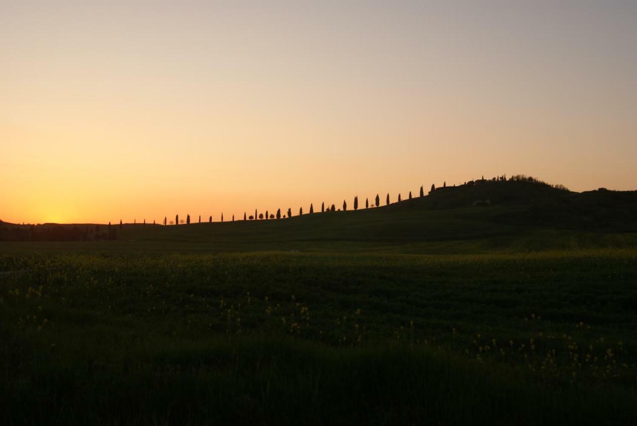 Tuscany Balcony: Crete Senesi Casetta Exterior foto